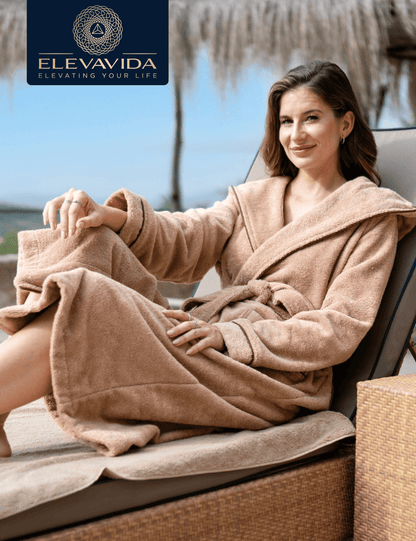 Damen Bademantel mit Kapuze aus kuscheliger Baumwolle beige - extra weich und bequem - OEKO-TEX zertifiziert